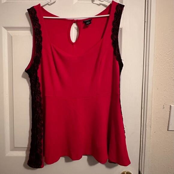 Torrid Side Lace Peplum Tank Top Size 2x RED with BLACK LACE - Picture 1 of 13